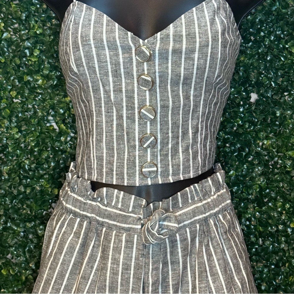 NWT‎ Express Matching Tank & Shorts/ Gray & White / XS/S - Picture 13 of 13
